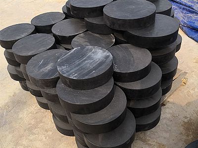 湘西板式橡胶支座由若干层橡胶片与薄钢板经加压硫化